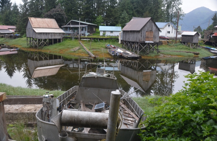 old houses on Hammer Slough
